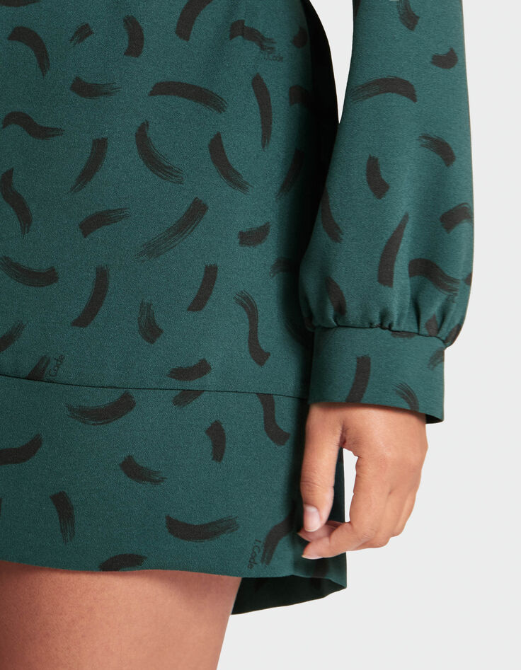 I.Code imperial green dress with wave print-11