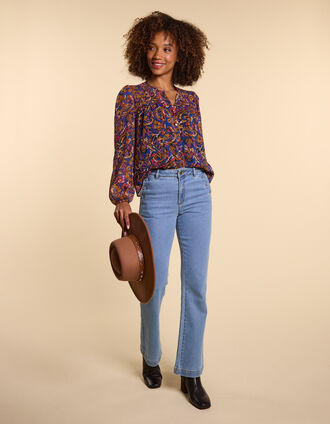 I.Code authentic flared jeans with buttoned pockets