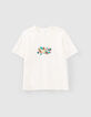 Camiseta blanco roto mensaje flores bordadas I.Code-5